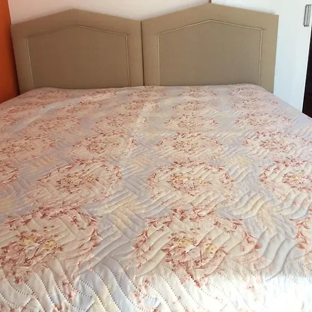 Bed & Breakfast Sakin *